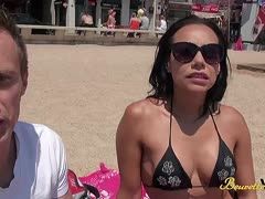 Bikini Girl kriegt den Arsch gevögelt